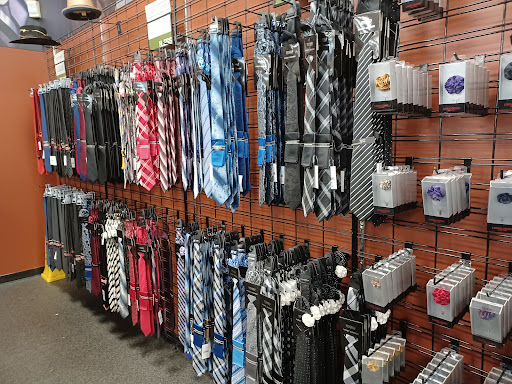 Clothing Store «K&G Fashion Superstore», reviews and photos, 8655 Pulaski Hwy, Rosedale, MD 21237, USA