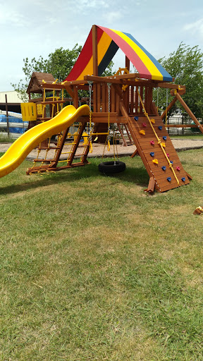 Playground Equipment Supplier «HOMEFIELD The Outdoor Living Store», reviews and photos, 1975 Interstate 35 Frontage Rd, New Braunfels, TX 78130, USA