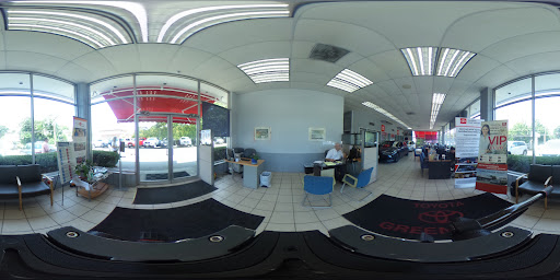 Toyota Dealer «Toyota of Greenwich», reviews and photos, 75 E Putnam Ave, Cos Cob, CT 06807, USA