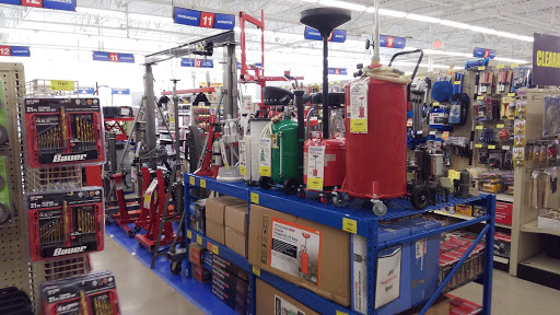 Hardware Store «Harbor Freight Tools», reviews and photos, 1640 75th St, Downers Grove, IL 60516, USA