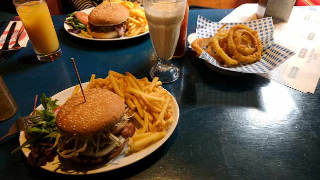 Reviews of Captain America's Hamburger Heaven in Norwich - Restaurant