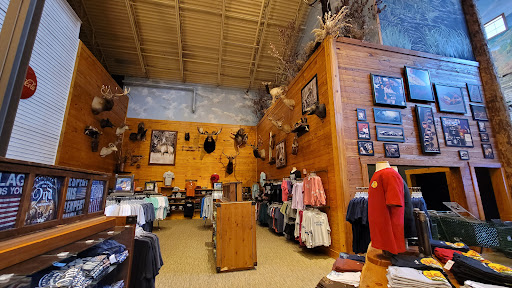 Sporting Goods Store «Bass Pro Shops», reviews and photos, 11550 Lakeridge Pkwy, Ashland, VA 23005, USA