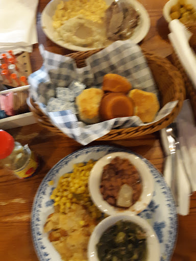 American Restaurant «Cracker Barrel Old Country Store», reviews and photos, 1303 Tadlock Dr, Murrells Inlet, SC 29576, USA