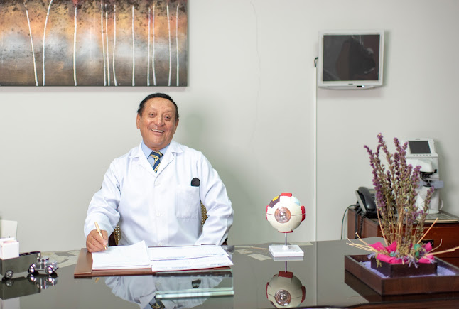 Dr. Fernando Rodríguez - Cirujano Oftalmólogo