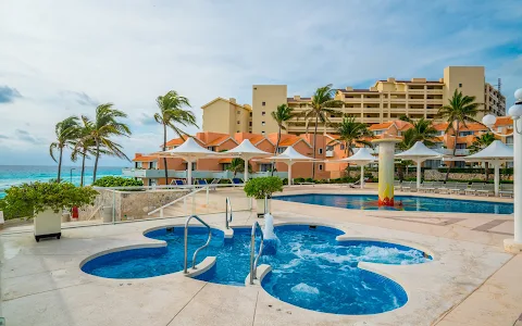 Wyndham Grand Cancun All Inclusive Resort & Villas image