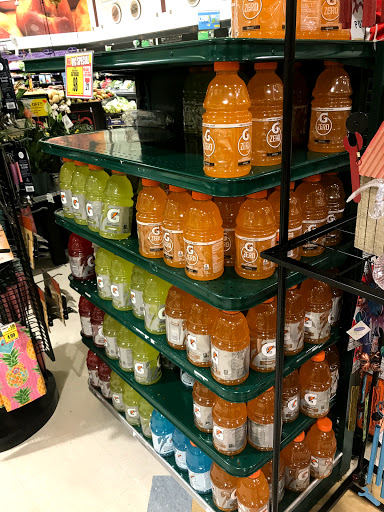 Grocery Store «Harris Teeter», reviews and photos, 2080 Kildaire Farm Rd, Cary, NC 27511, USA