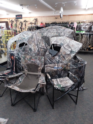 Hunting and Fishing Store «FISHING TACKLE GRAB BAG», reviews and photos, 5521 N State Rd, Davison, MI 48423, USA