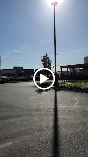 Grocery Store «Grocery Outlet Bargain Market», reviews and photos, 3566 W Shaw Ave, Fresno, CA 93711, USA