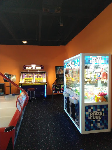 Shopping Mall «Southwood Shopping Center», reviews and photos, 1701 W Ben White Blvd, Austin, TX 78701, USA