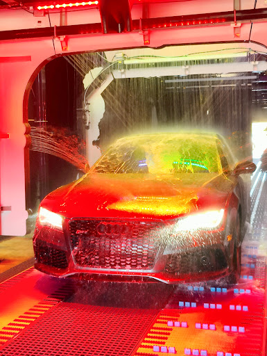 Monster Car Wash en Prescott Valley