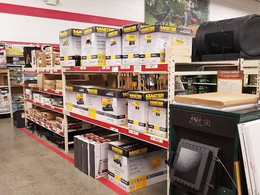 Home Improvement Store «Tractor Supply Co.», reviews and photos, 3000 S Memorial Dr, New Castle, IN 47362, USA