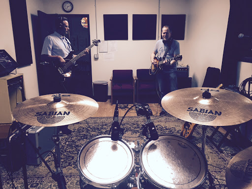 Drum Lessons in Thousand Oaks. Flexible approach and Custom Built!