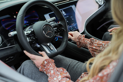 Mercedes Benz Dealer «Mercedes-Benz of Walnut Creek», reviews and photos, 1301 Parkside Dr, Walnut Creek, CA 94596, USA