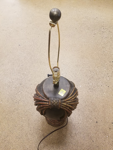 Thrift Store «Goodwill Store & Donation Center», reviews and photos, 1521 Lee St, Des Plaines, IL 60018, USA