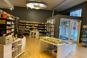 Khadija Shop v/Anisa Sheik Ibrahim