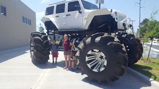 Auto Parts Store «NAPA Auto Parts - Ty-Lind Auto Parts Inc», reviews and photos, 2408 Springer Dr, Norman, OK 73069, USA