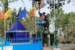 Freedom Fighter Major Durga Malla Statue image