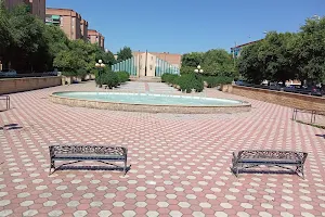 Plaza De La Juventud image