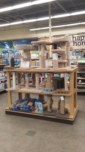 Pet Supply Store «Petco Animal Supplies», reviews and photos, 1215-1309 NJ-33 #1, Hamilton Township, NJ 08690, USA