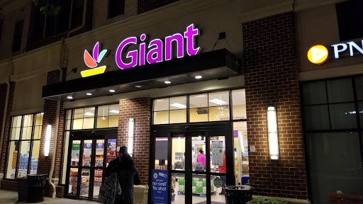 Grocery Store «Giant Food», reviews and photos, 2501 9th Rd S, Arlington, VA 22204, USA