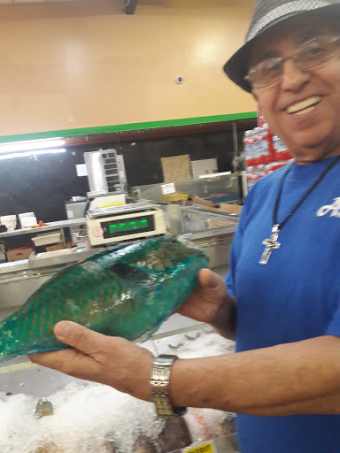 Grocery Store «Lions Supermarket», reviews and photos, 7924 N El Dorado St, Stockton, CA 95210, USA