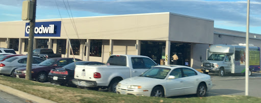 Thrift Store «Goodwill Fountain Square Retail Store», reviews and photos