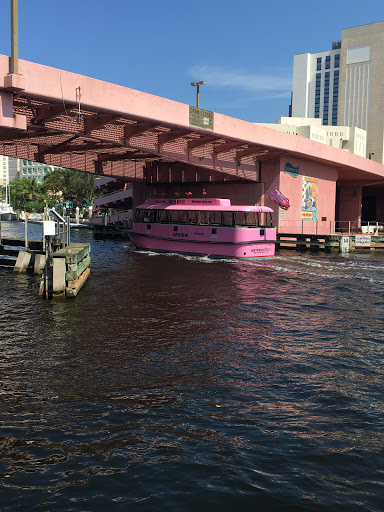 Tourist Attraction «Fort Lauderdale Water-Shuttle», reviews and photos, 300 SW 1st Ave, Fort Lauderdale, FL 33301, USA