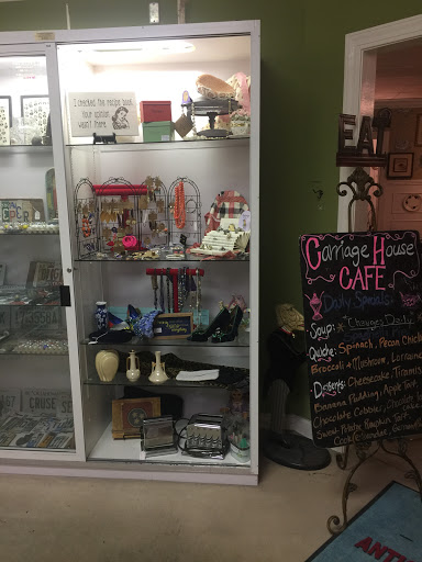 Antique Store «Carriage House Antique Market and Cafe», reviews and photos, 195 Carriage House Dr, Jackson, TN 38305, USA