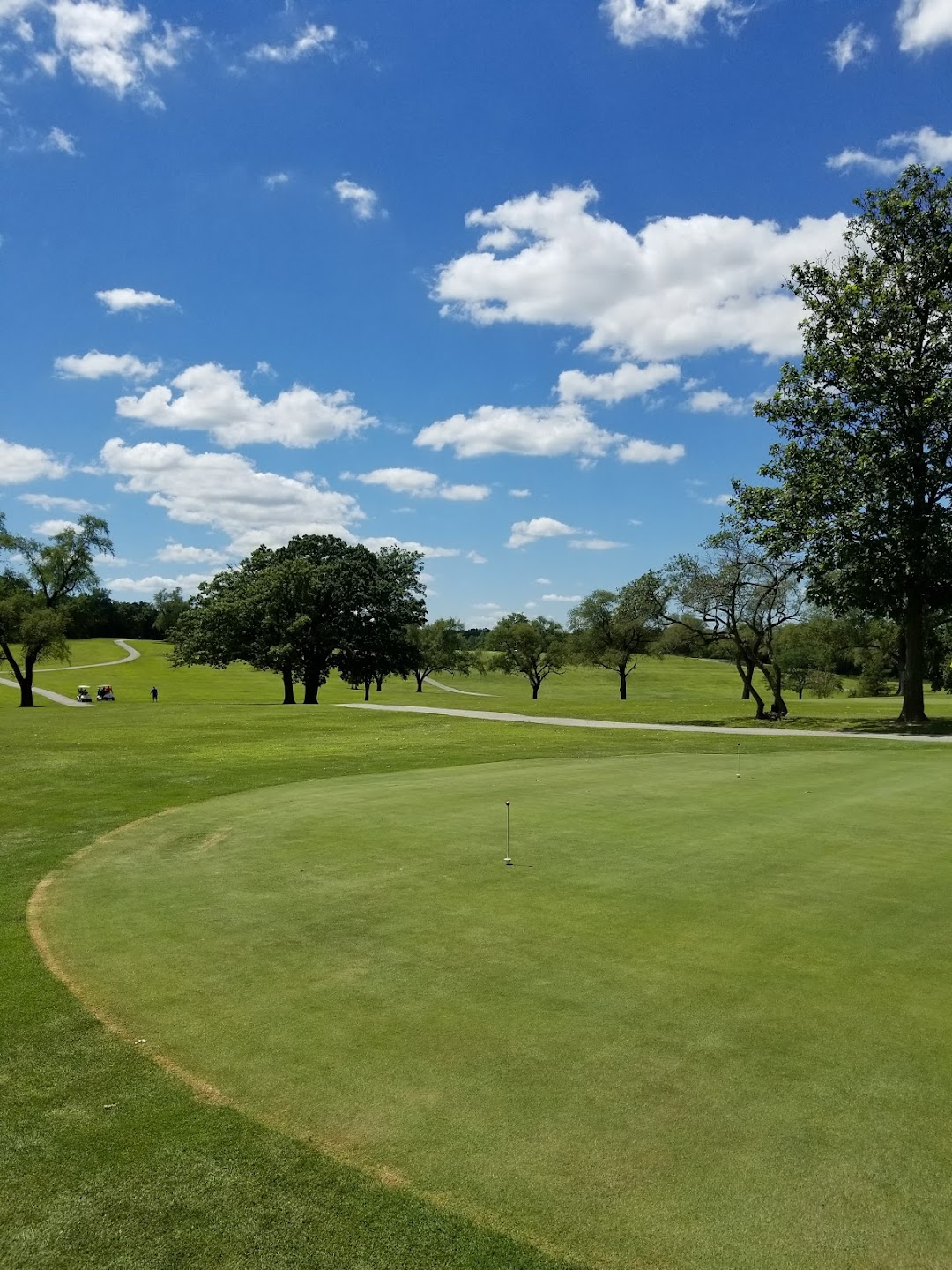 Oak Knoll Golf Club