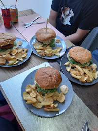 Frite du Restauration rapide Holly Burger Gray 🍔 - n°11