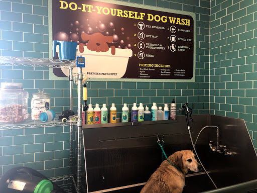 Pet Supply Store «Premier Pet Supply», reviews and photos, 15399 Merriman Rd, Livonia, MI 48154, USA