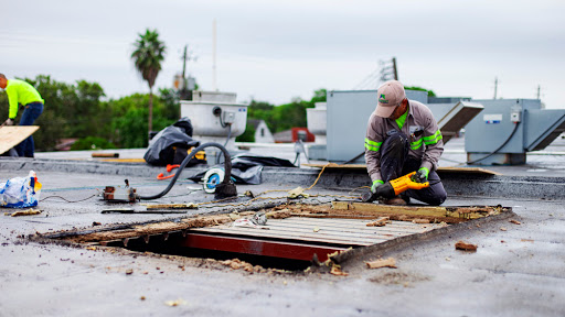 Roofing Contractor «San Antonio Roof Experts», reviews and photos, 5225 McCullough Ave, San Antonio, TX 78212, USA