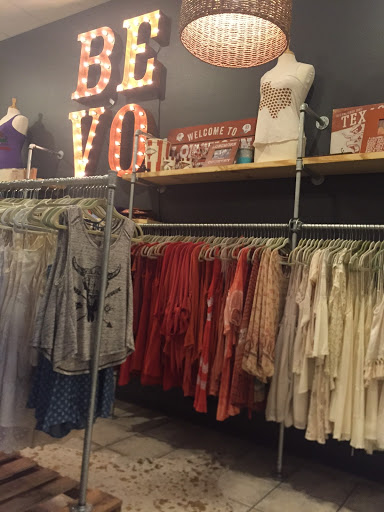 Boutique «Longhorn Fashions», reviews and photos, 715 W 23rd St A2, Austin, TX 78705, USA