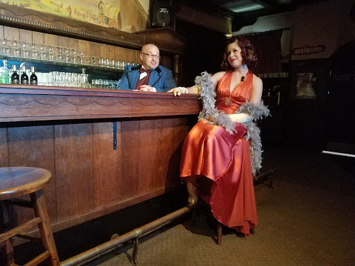 Cocktail Bar «Oak Room Lounge», reviews and photos, 5475 Lake Rd E, Geneva, OH 44041, USA