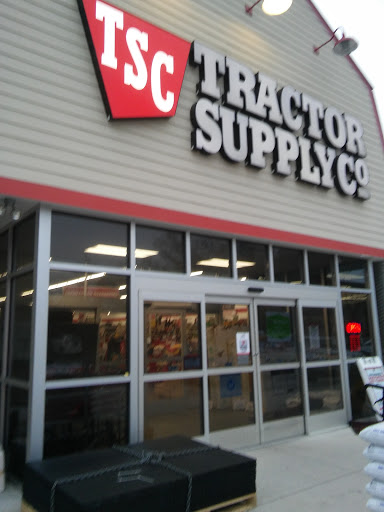 Home Improvement Store «Tractor Supply Co.», reviews and photos, 401 Middlesex Turnpike, Old Saybrook, CT 06475, USA