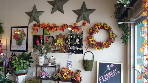 Florist «Shananne Cain Florist Inc», reviews and photos, 123 N Central Ave, Umatilla, FL 32784, USA