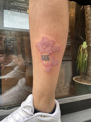 Ellipsis tattoo club à Paris