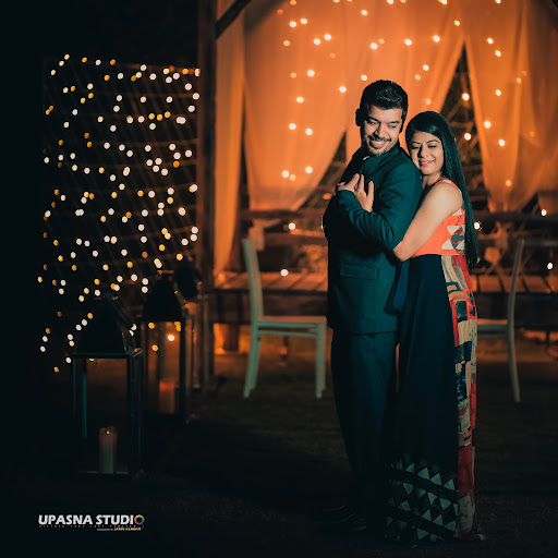 Upasna Studio | Best Candid Wedding Photographer Delhi