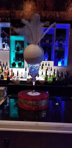 Bar & Grill «Henney Tyme Bar and Lounge», reviews and photos, 3200 Hallandale Beach Blvd, Hollywood, FL 33023, USA