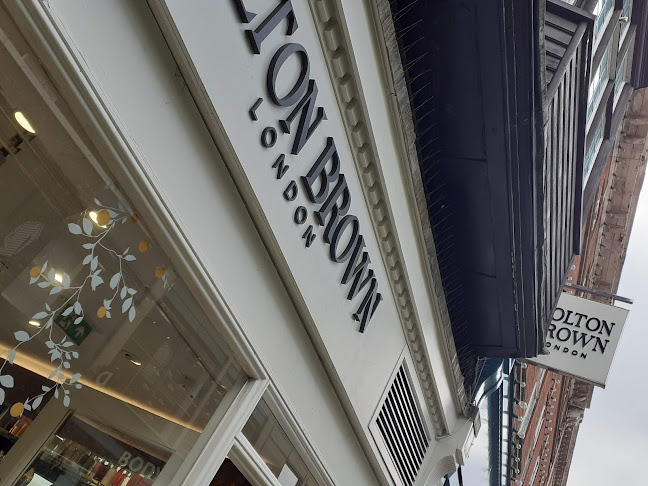 Molton Brown York - Cosmetics store