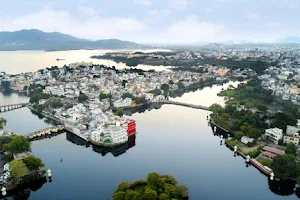 oolala - Your Lake House in the Center of Udaipur image