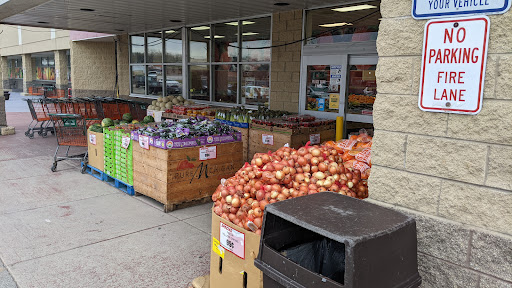Grocery Store «Garden Fresh Market», reviews and photos, 400 Townline Rd, Mundelein, IL 60060, USA