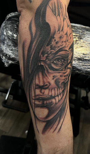 Explore aunt and niece tattoo ideas, creative tattoo ideas in Pittsburgh, available at Human Canvas Tattoo & Piercing Pgh