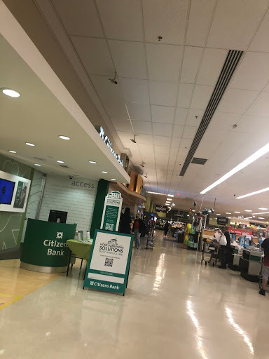 Grocery Store «Giant Food Stores», reviews and photos, 833 W Trenton Ave, Morrisville, PA 19067, USA