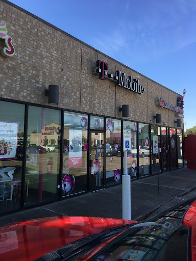 T-Mobile, 8303 Hwy 6 N, Houston, TX 77095, USA, 
