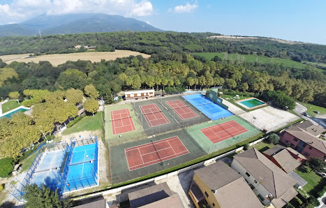 Club de Tenis Font Martina Passeig de les Escoles, s/n, 08460 Santa Maria de Palautordera, Barcelona, España