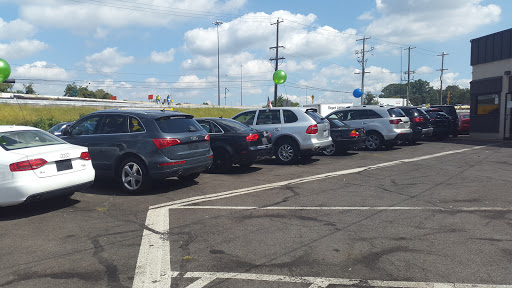 Used Car Dealer «Luxury Unlimited Auto Sales Inc.», reviews and photos, 2907 Old Lincoln Hwy, Trevose, PA 19053, USA