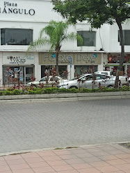 Centro Comercial Plaza Triangulo