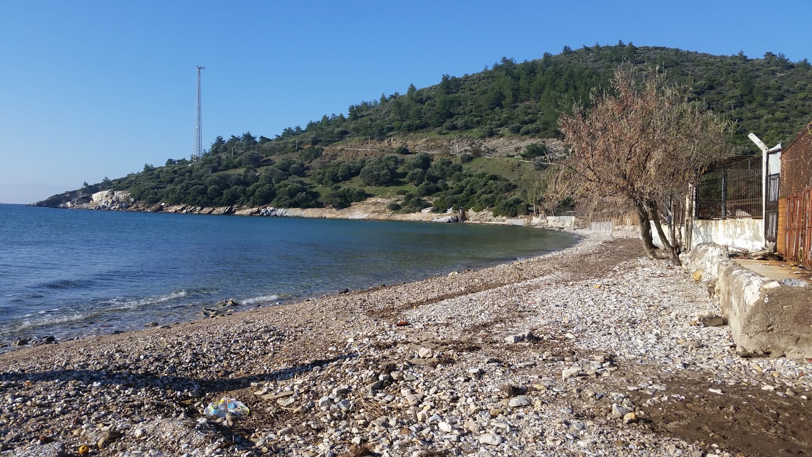 Fotografija Ahmetbeyli Plaji II z lahki kamenček površino