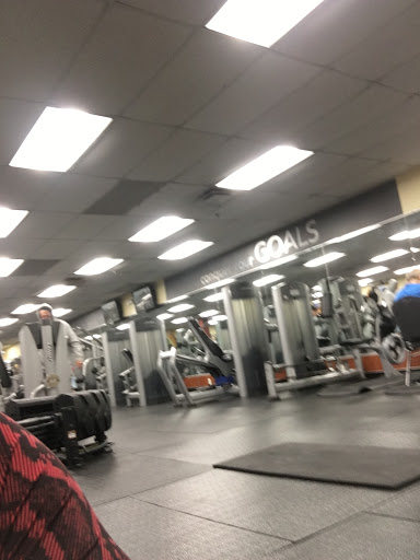 Gym «24 Hour Fitness», reviews and photos, 589 Tuckahoe Rd, Yonkers, NY 10710, USA